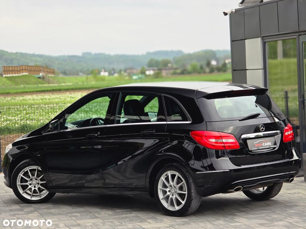 Mercedes-Benz Klasa B 180 BlueEFFICIENCY Edition Style - 9