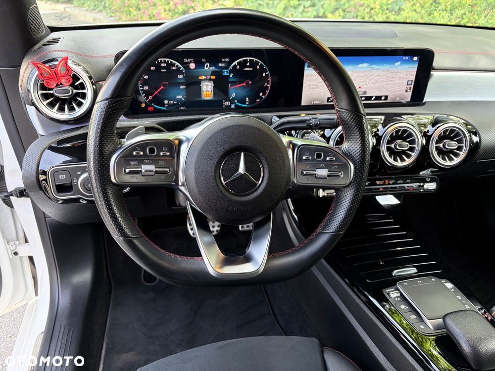 Mercedes-Benz CLA 200 AMG Line 7G-DCT - 24