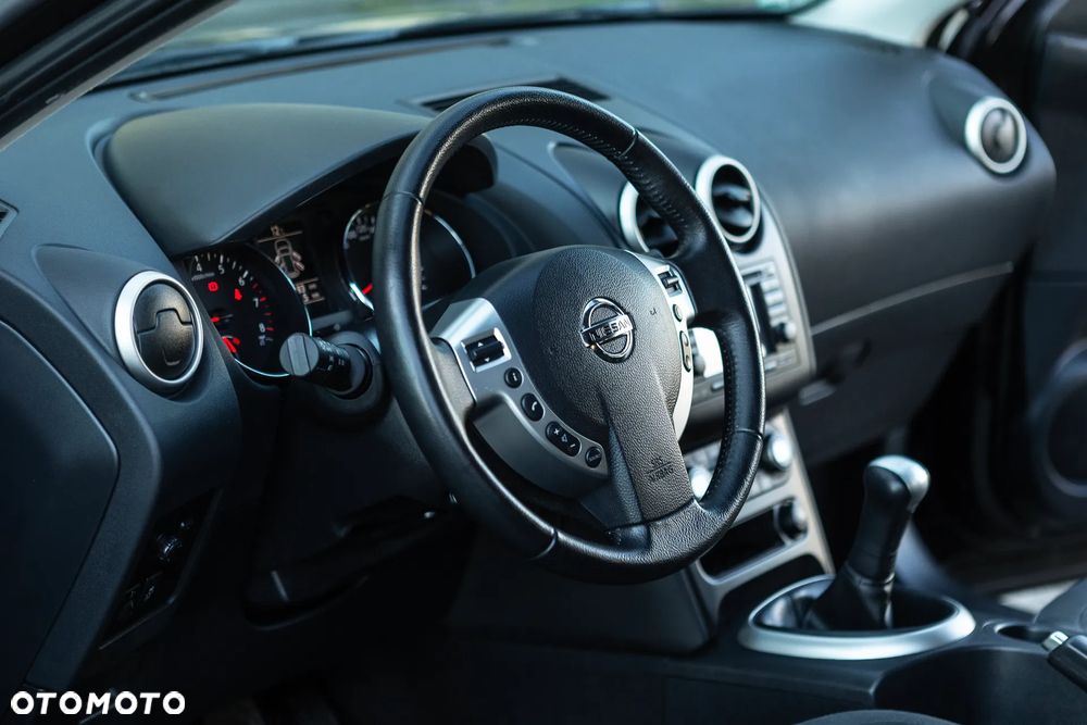 Nissan Qashqai 1.6 Tekna - 24