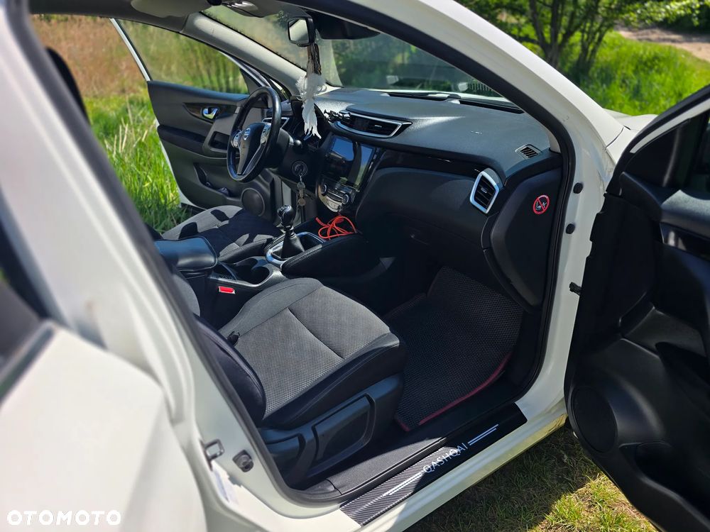 Nissan Qashqai 1.6 DCi 4x4 N-Tec - 21