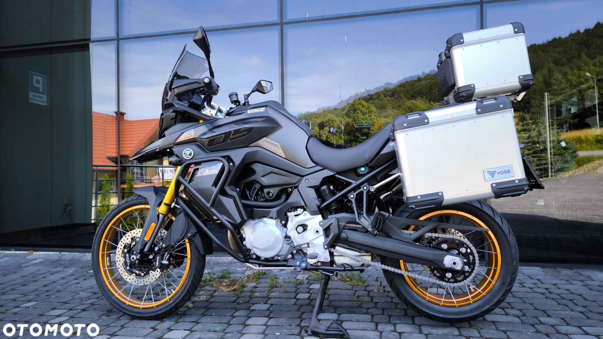VOGE 900DSX - 6
