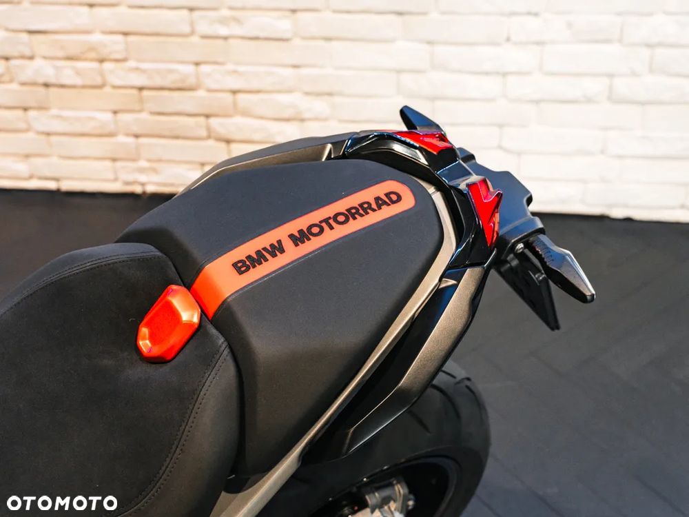 BMW R - 6