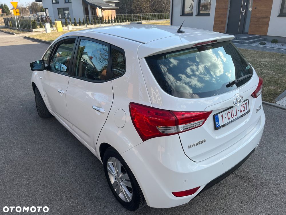 Hyundai ix20 1.4 blue Comfort - 12