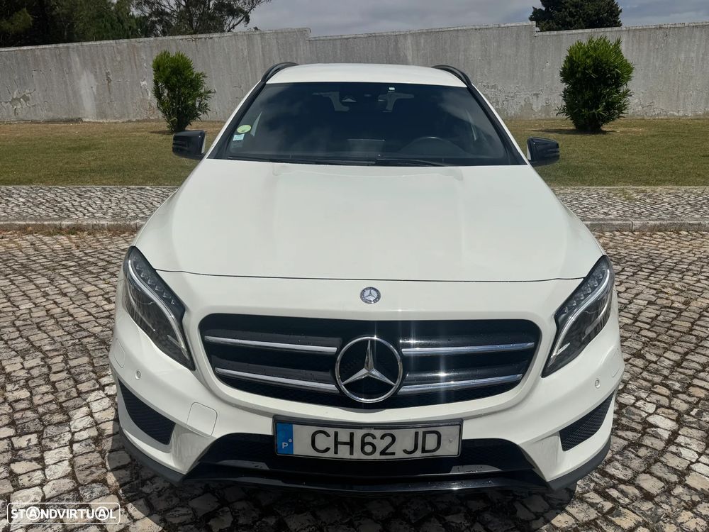 Mercedes-Benz GLA 220 CDI 7G-DCT AMG Line - 2
