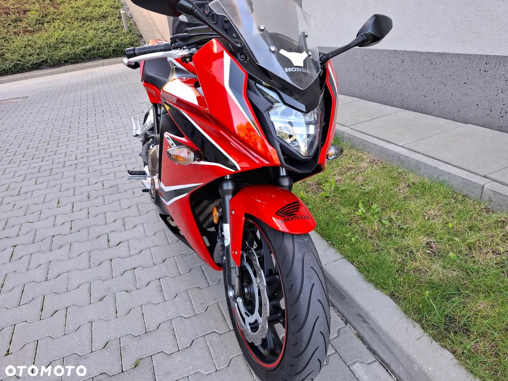 Honda CBR - 27