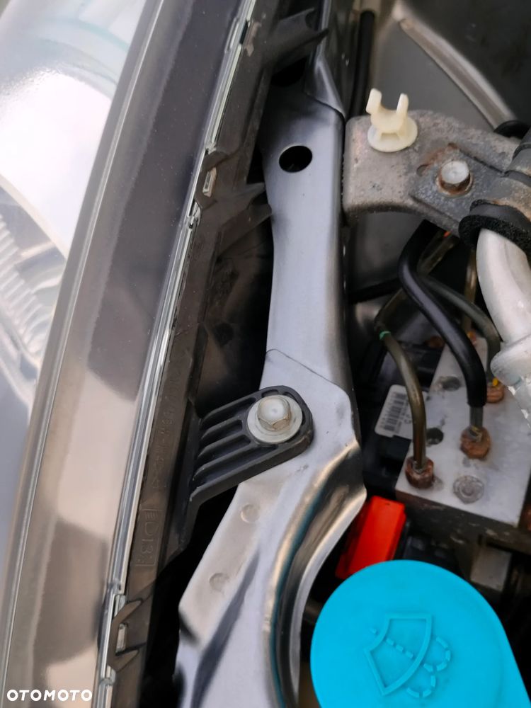 Honda Jazz 1.4 CVT ES - 37