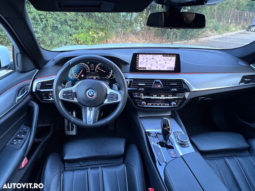 BMW Seria 5 530d xDrive - 9