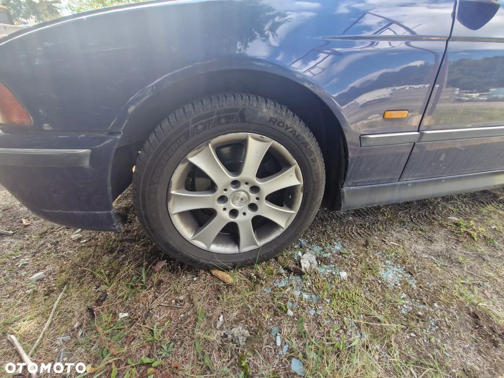 BMW E39- pojazd na części: maska, zderzak, drzwi, szyby, lusterka, chłodnica ... - 23