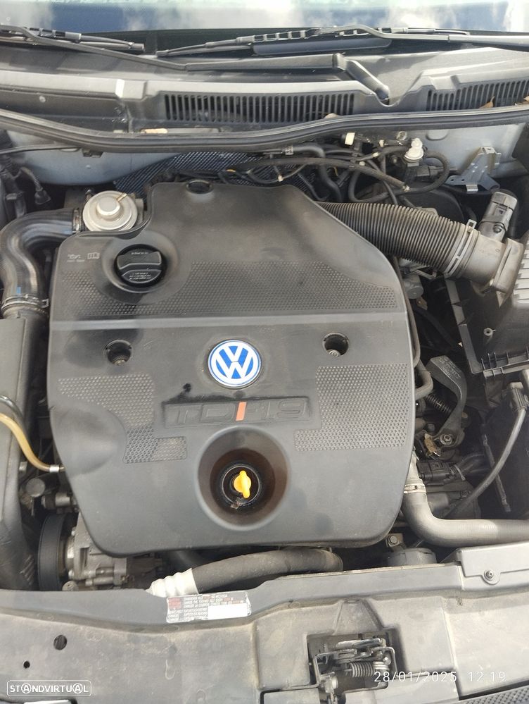VW Golf 1.9 TDi 25 Anos - 2
