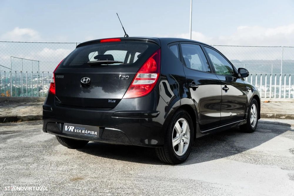 Hyundai i30 1.6 CRDi Blue Comfort - 4