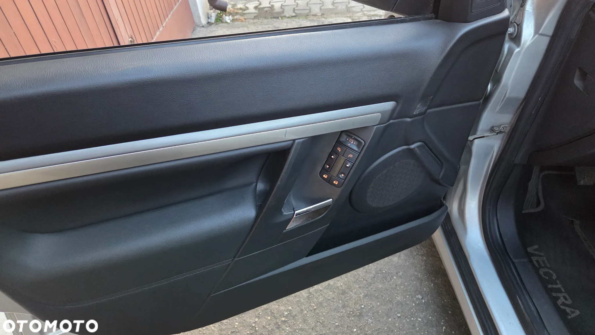 Opel Vectra 2.2 - 11
