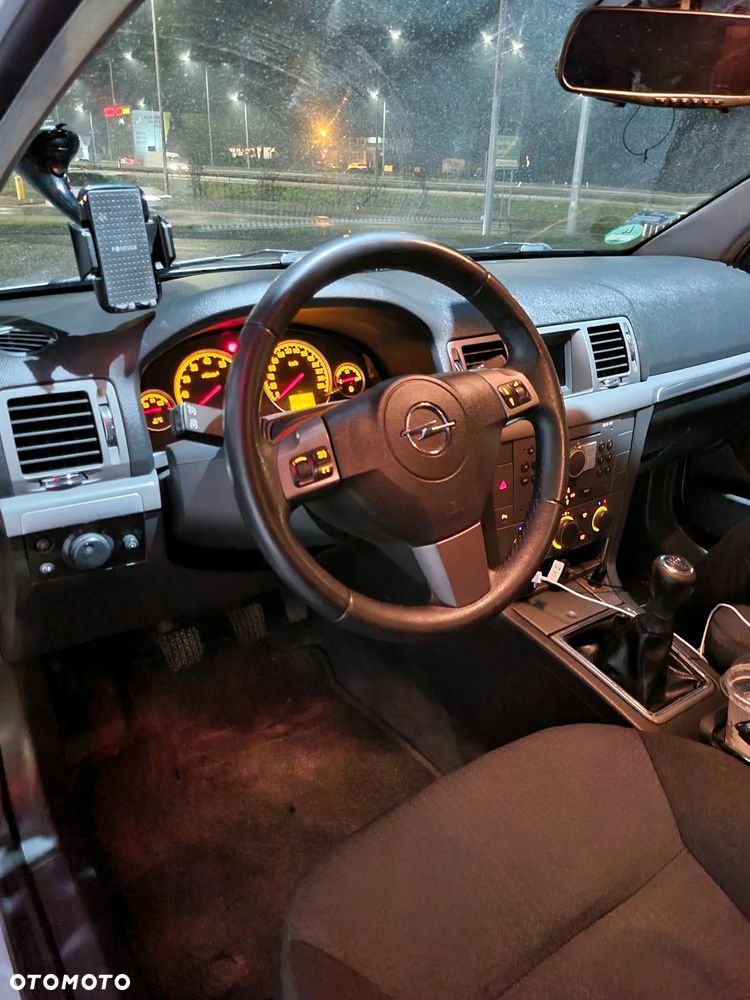 Opel Vectra 1.8 - 7