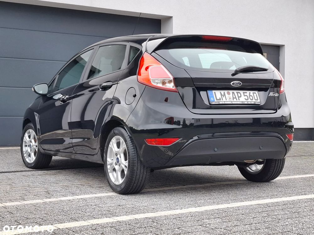 Ford Fiesta 1.25 Champions Edition - 14