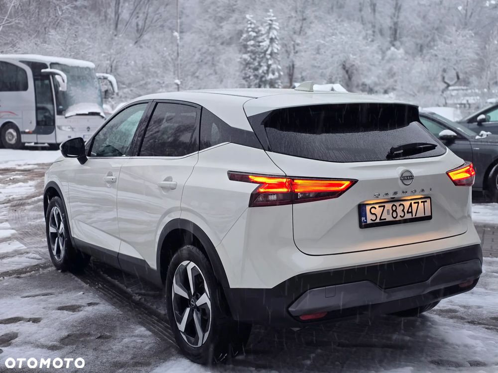 Nissan Qashqai 1.3 DIG-T SHIRO - 5