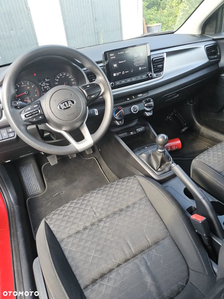 Kia Rio 1.2 L - 9