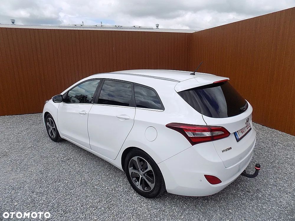 Hyundai i30 1.6 GDI BlueDrive Go DCT - 4