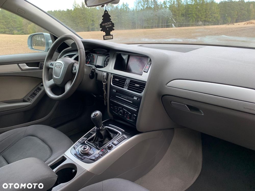 Audi A4 Avant 2.0 TDI Limited Edition - 18