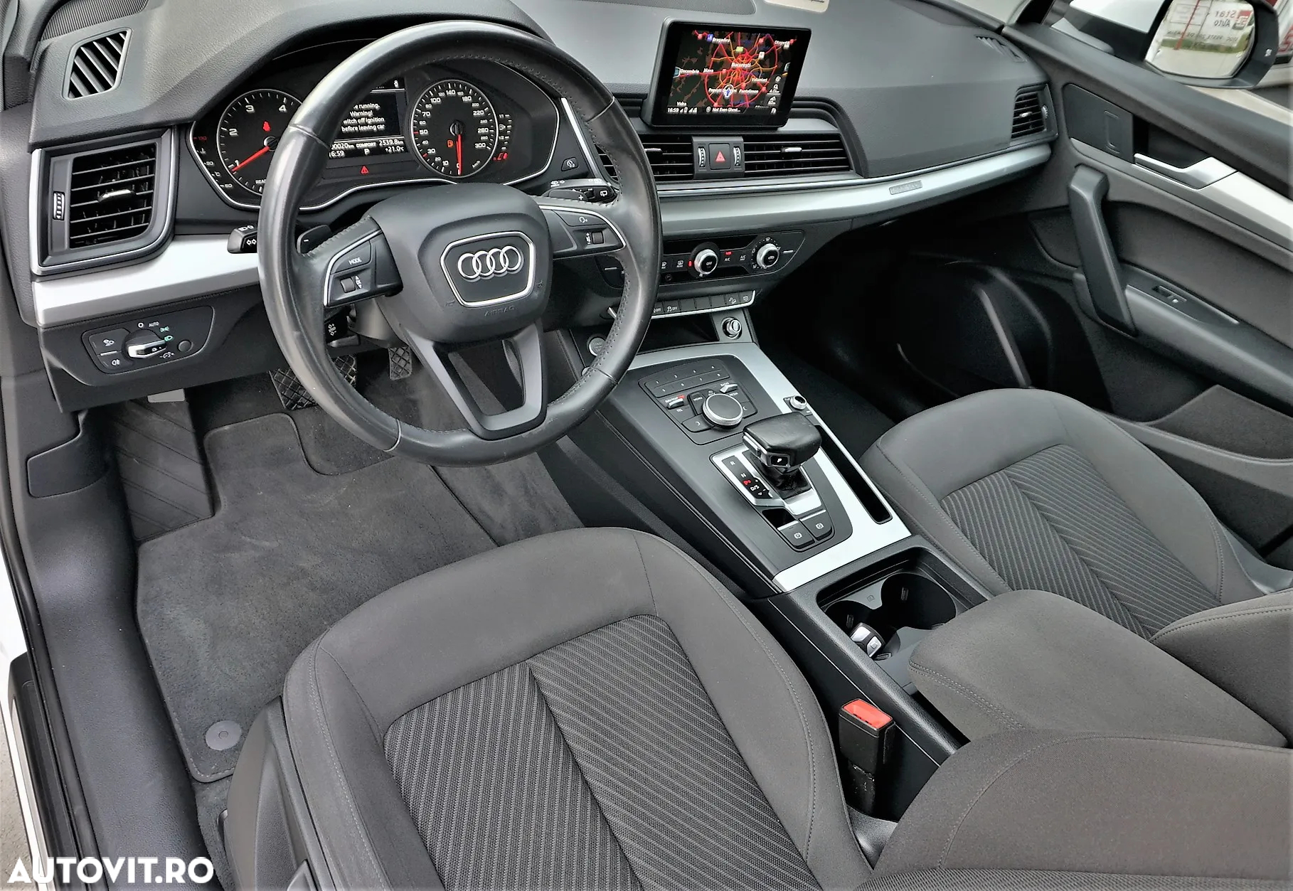 Audi Q5 2.0 40 TDI quattro S tronic Sport - 12