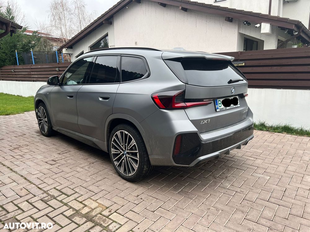 BMW iX1 xDrive30 - 6