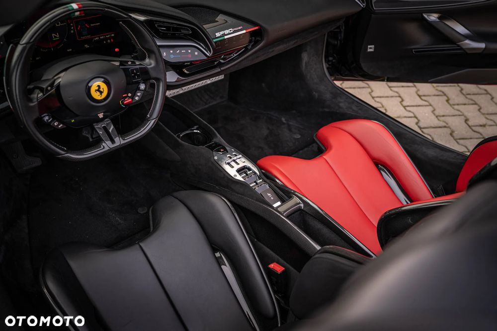 Ferrari SF90 Spider - 28