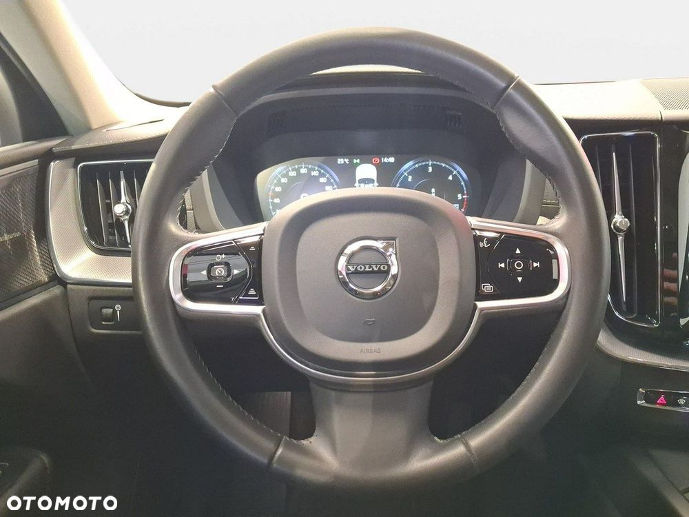 Volvo XC 60 - 20