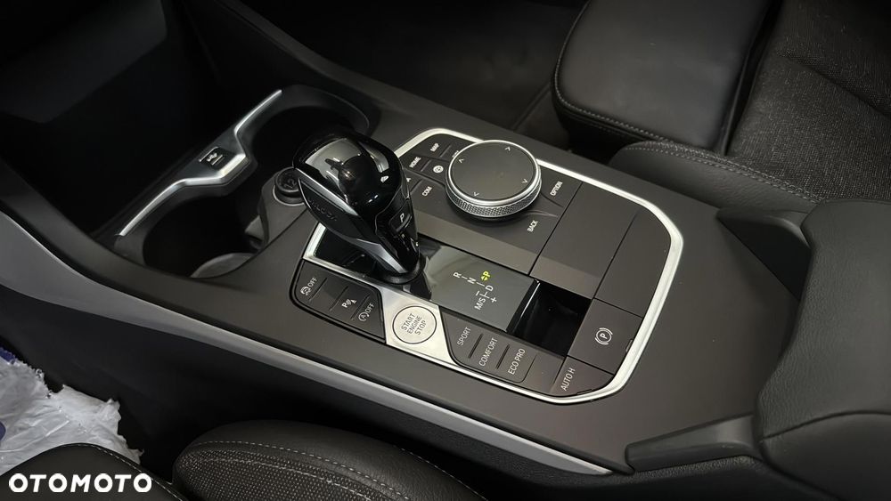 BMW Seria 1 118d Advantage - 16