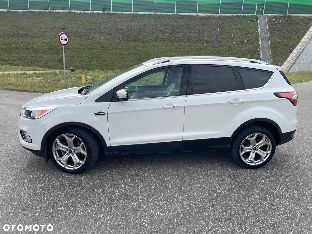 Ford Kuga - 8