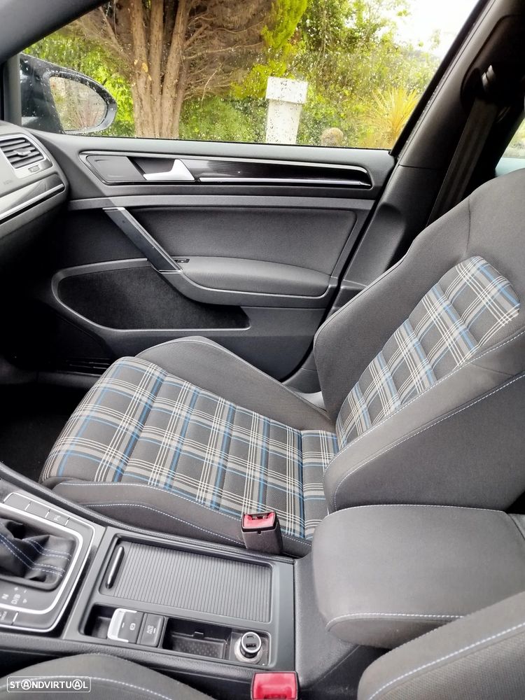 VW Golf 1.4 GTE Plug-in - 6