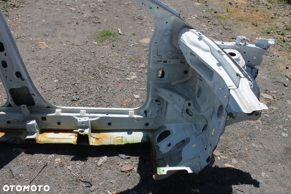 próg lewy słupek słupki suzuki sx4 s-cross ii 21- - 11