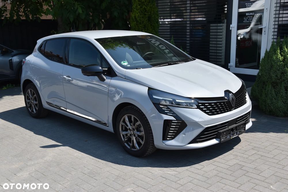 Renault Clio TCe 90 EVOLUTION - 4