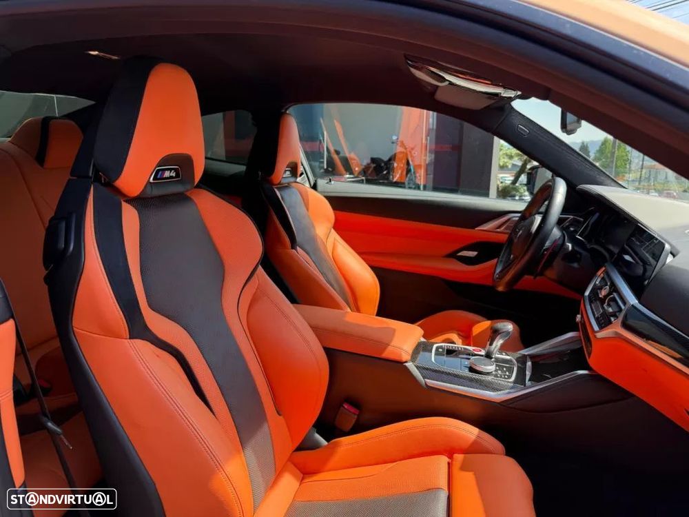 BMW M4 Competition Pack 50 anos M - 17