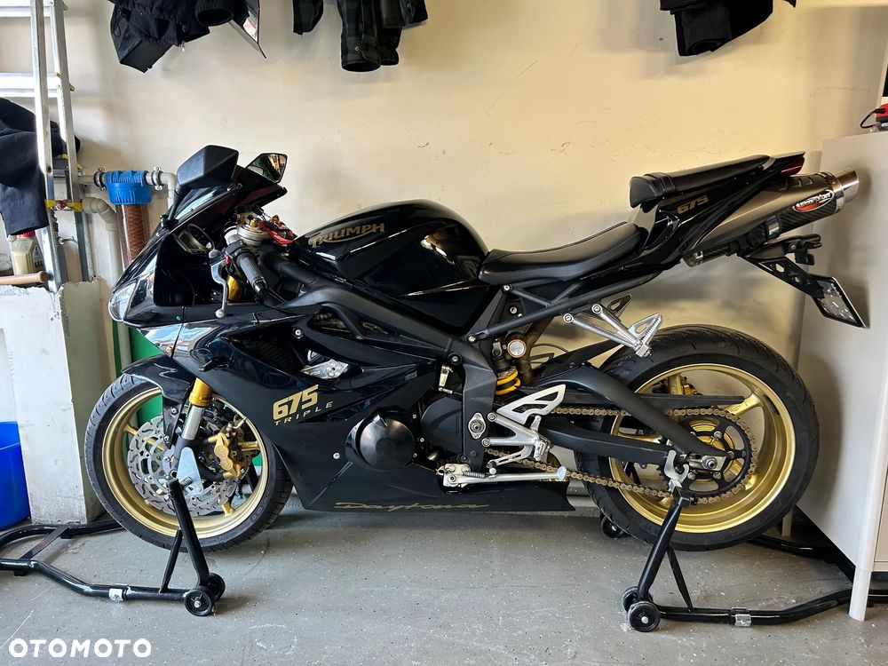Triumph Daytona - 5