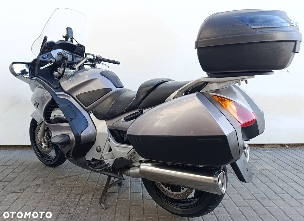 Honda ST - 5