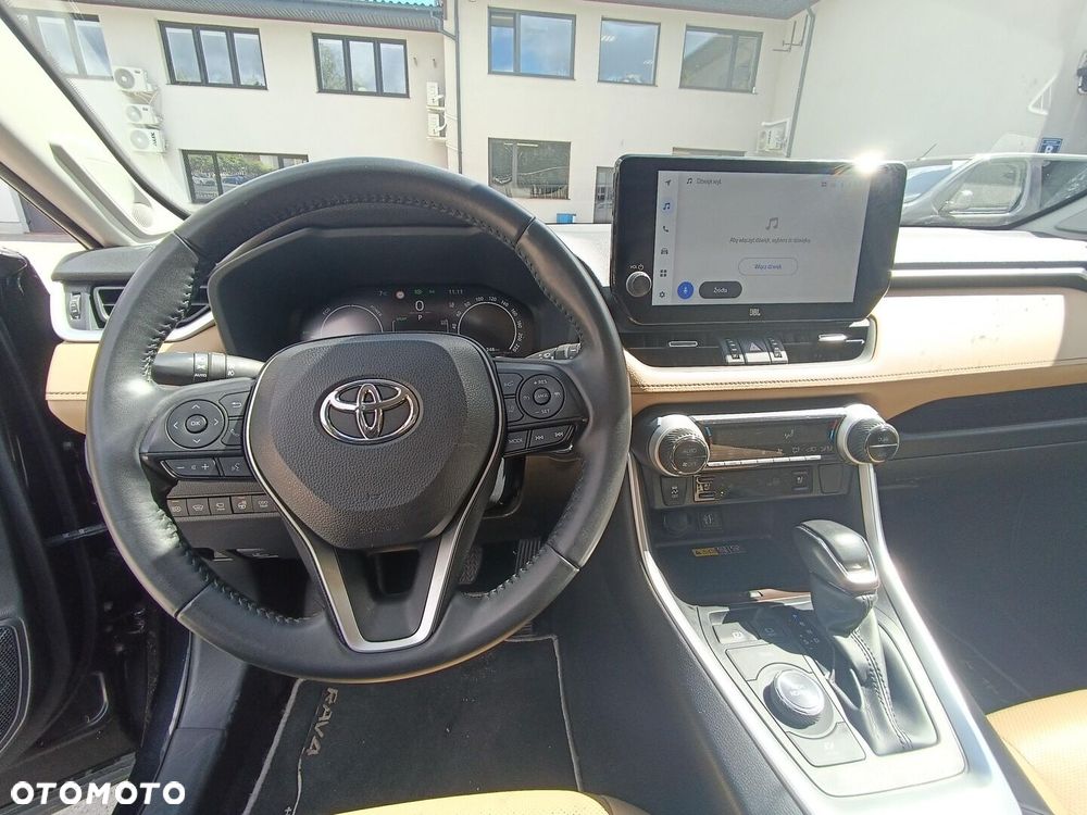 Toyota RAV4 - 9