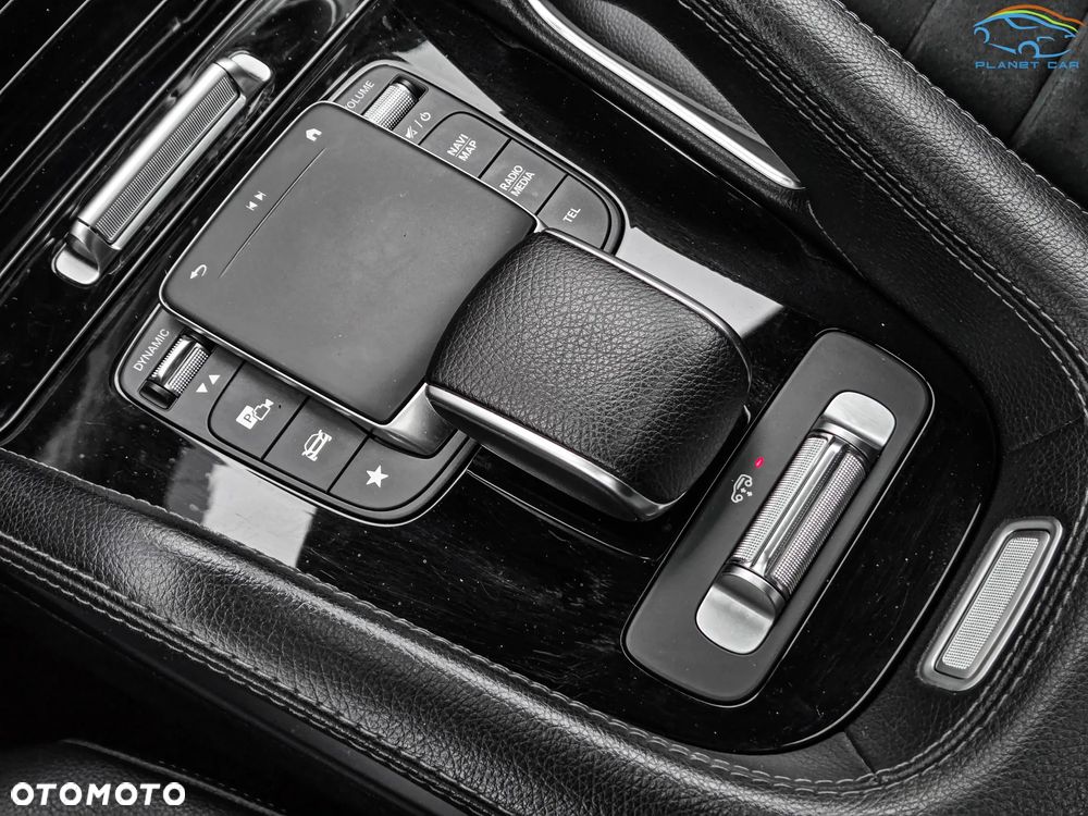 Mercedes-Benz GLE 350 d 4Matic 9G-TRONIC AMG Line - 35