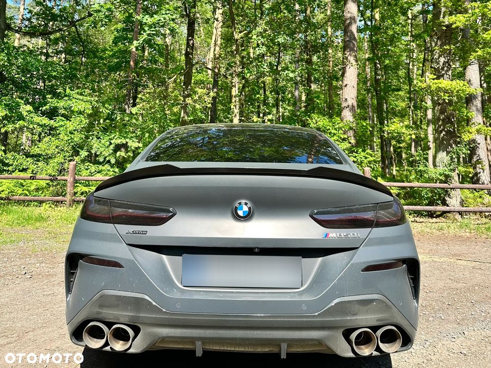BMW Seria 8 - 12