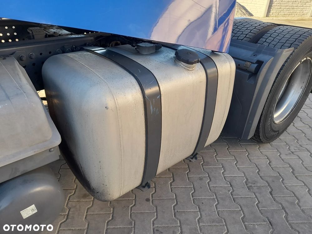 Zbiornik paliwa kpl. Actros MP4 Standard 390L