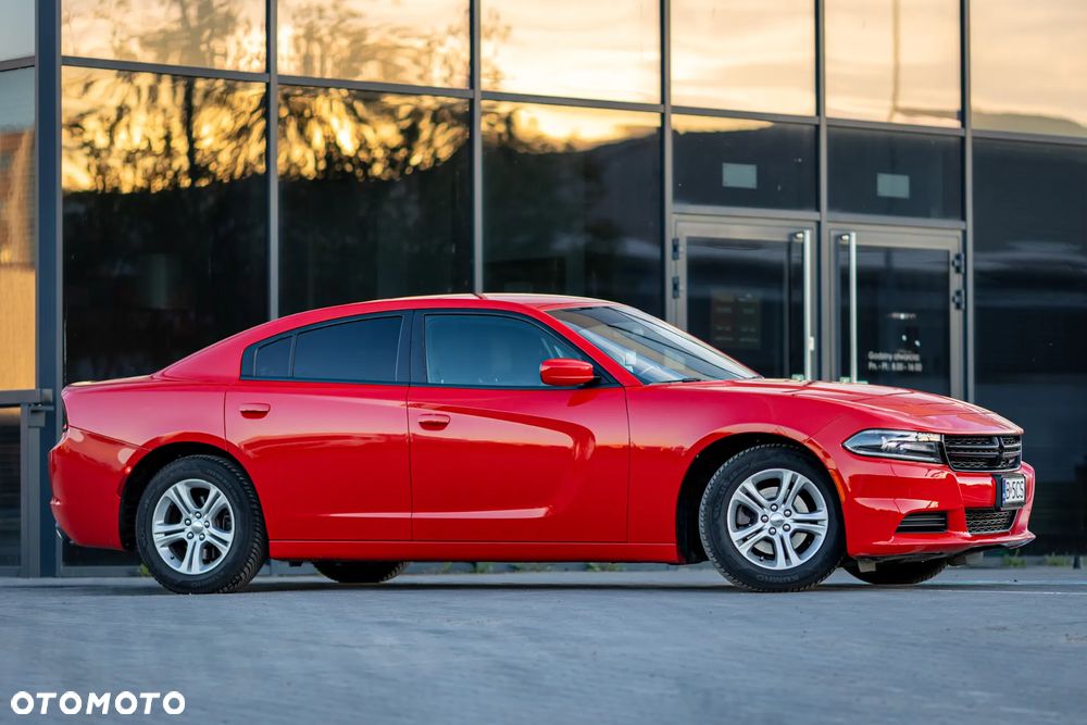 Dodge Charger 3.6 GT - 10