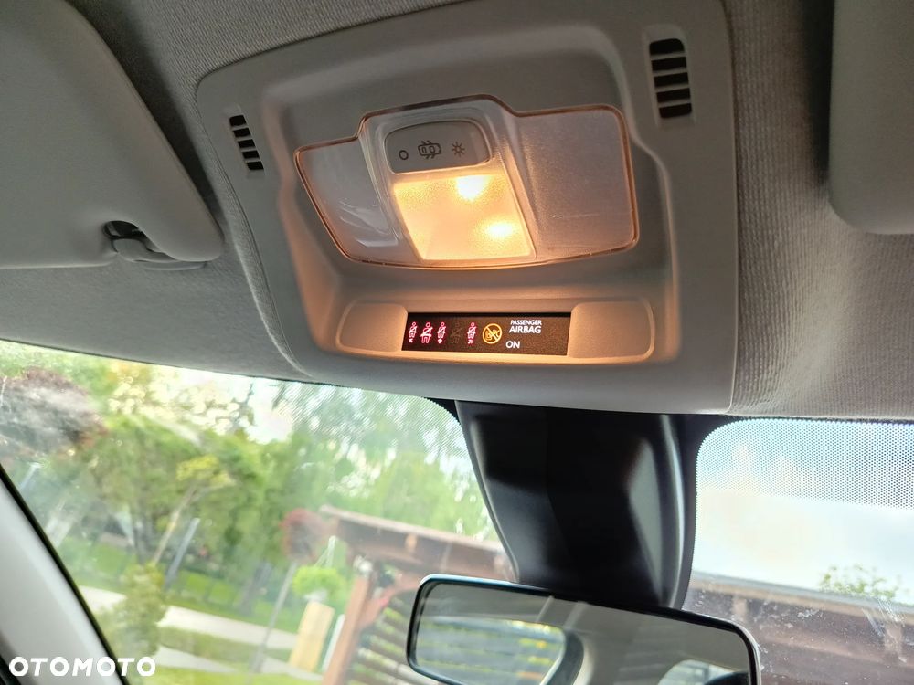 Citroën C3 Pure Tech 110 Stop&Start RED BLOCK - 33