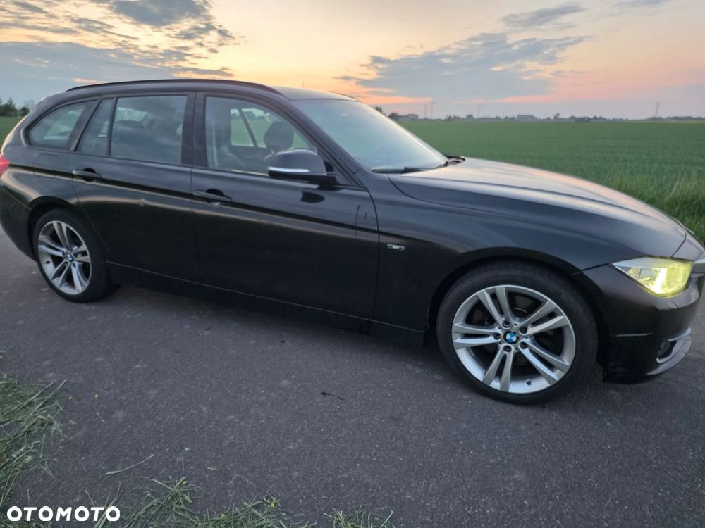 BMW Seria 3 330d Luxury Line - 27