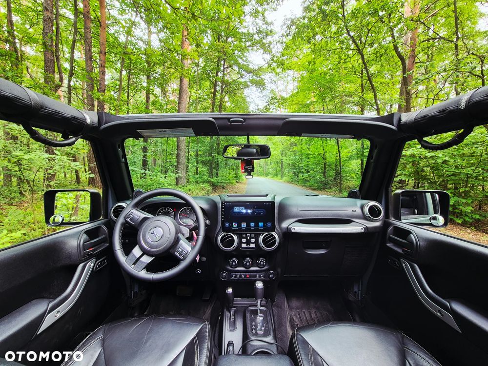 Jeep Wrangler 3.6 Unlim Rubicon - 8