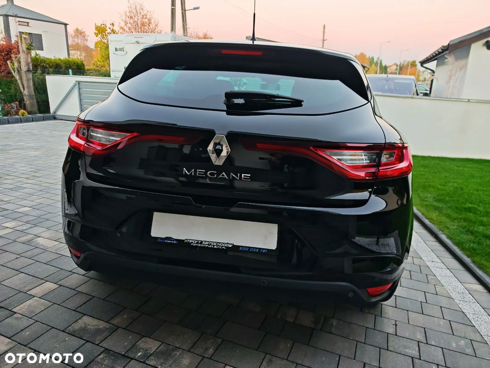 Renault Megane TCe 140 GPF LIMITED - 8