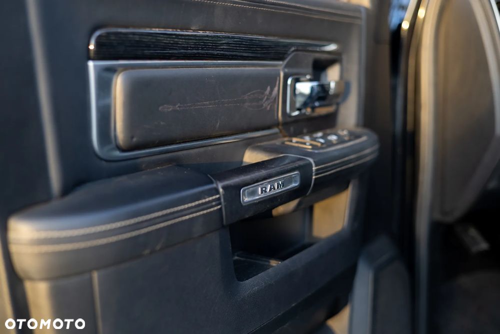 Dodge RAM - 26
