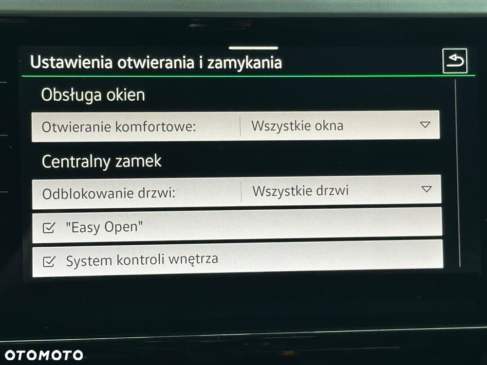 Volkswagen Arteon 2.0 TDI SCR 4Motion DSG R-Line - 32