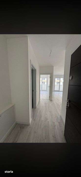 apartament semifinisat cu 2camere,etaj intermediar,parcare,zona Eroil — fotografia 3