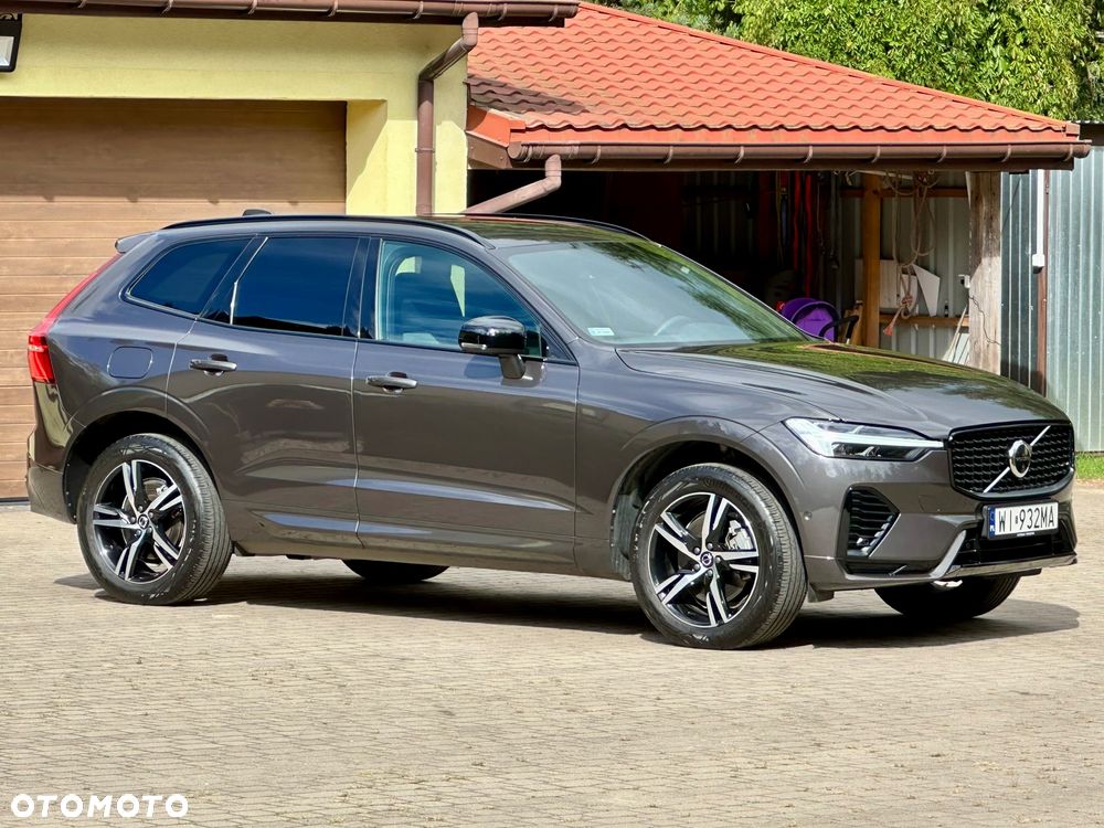 Volvo XC 60 B4 D AWD R-Design - 3