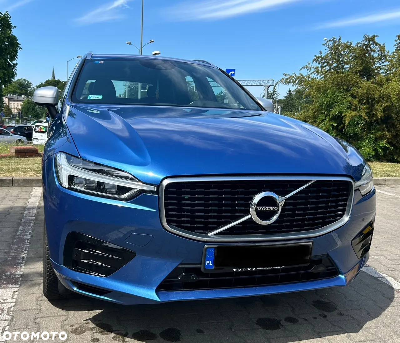 Volvo XC 60 D3 Drive-E R-Design Momentum - 2