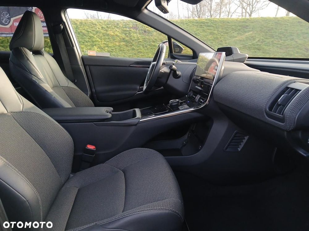 Toyota bZ4X 71.4kWh 4x4 Prestige - 12