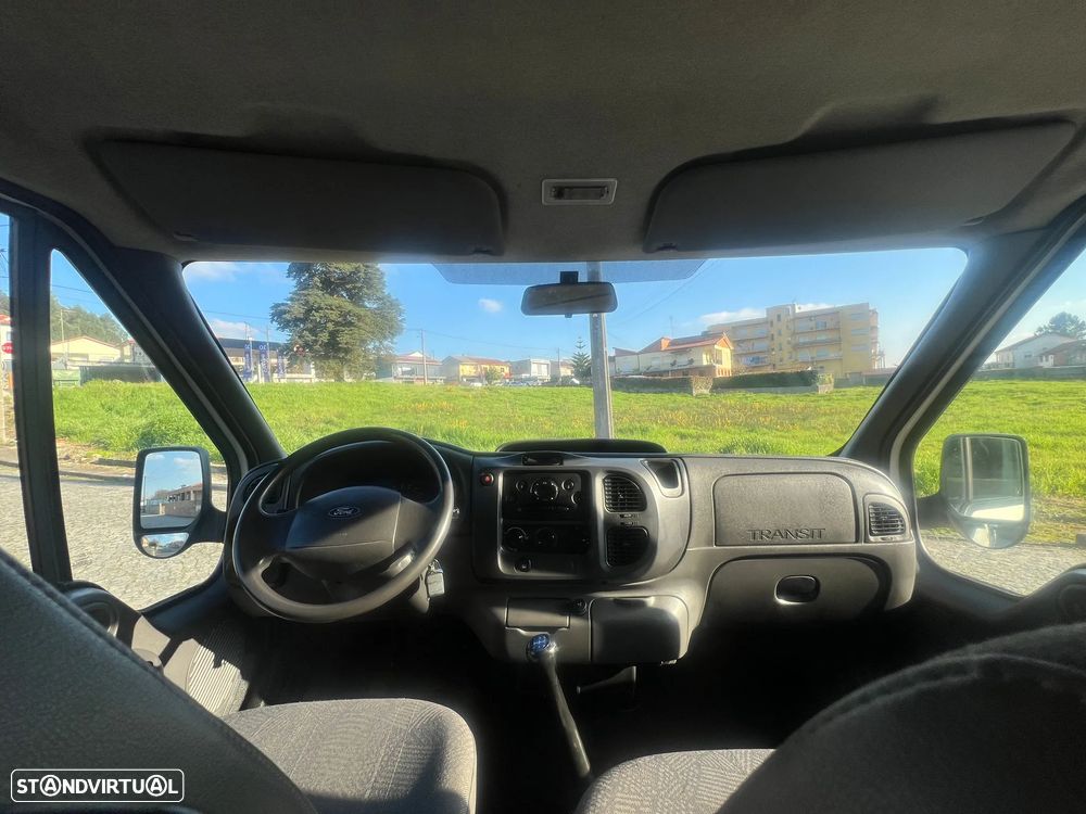 Ford Transit - 12