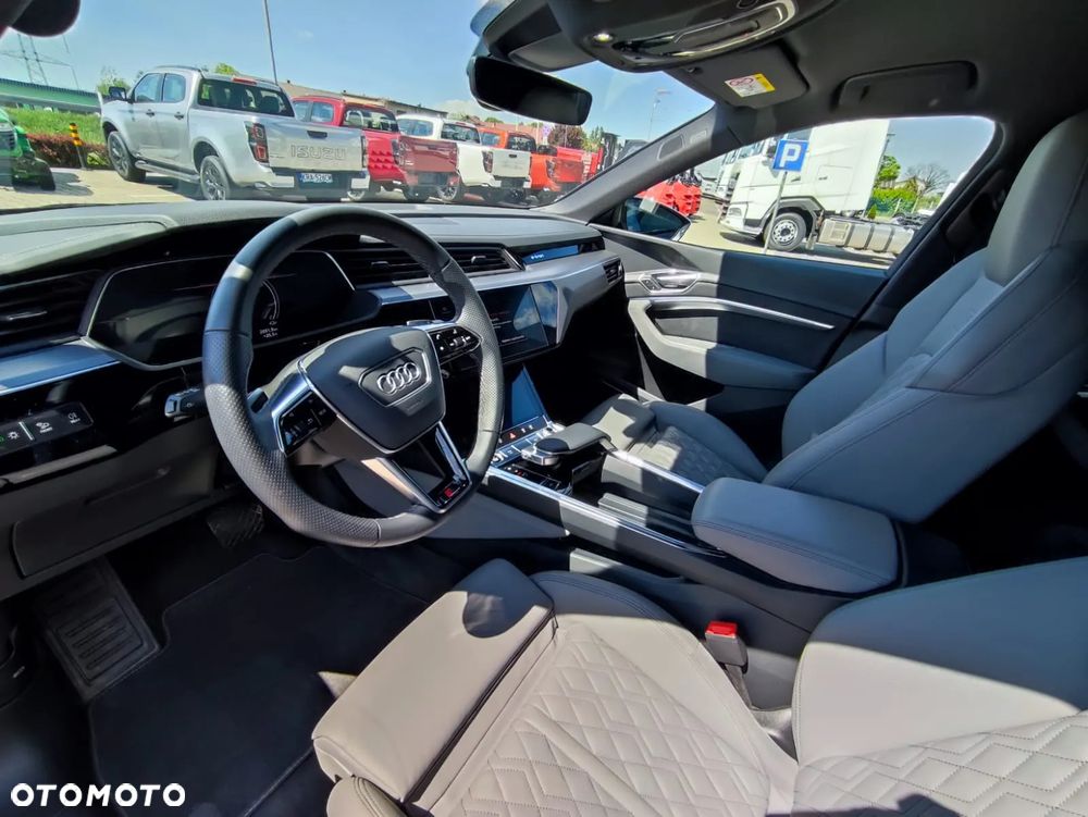 Audi e-tron 55 Quattro S Line - 21